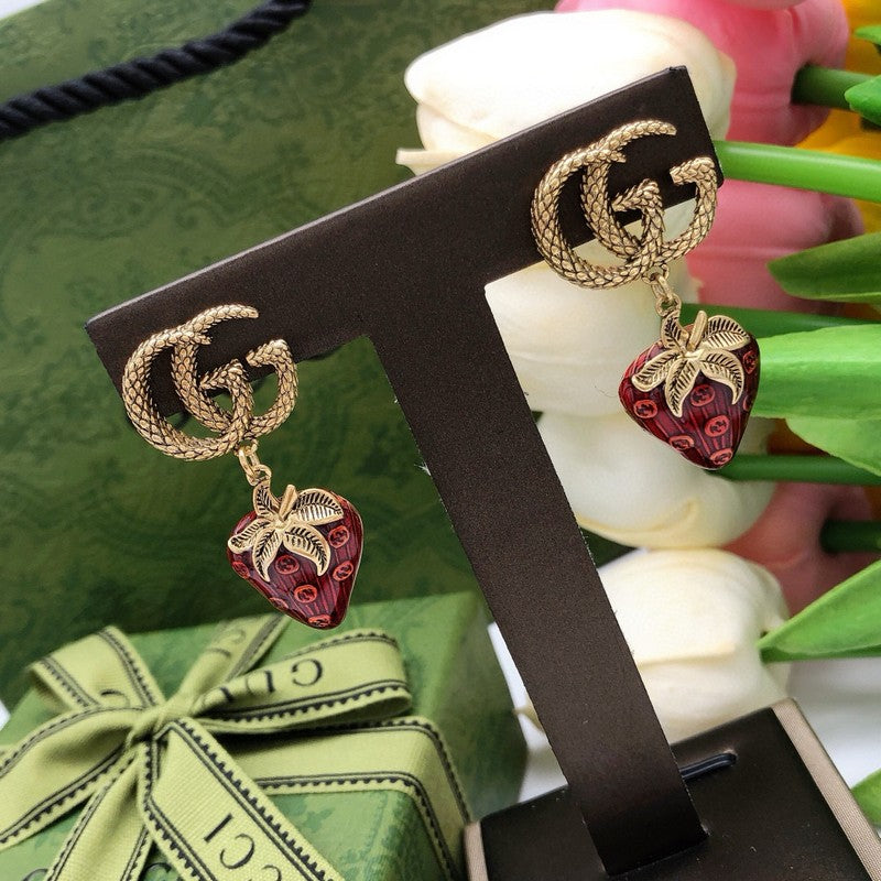 GG Strawberry Twist Earrings
