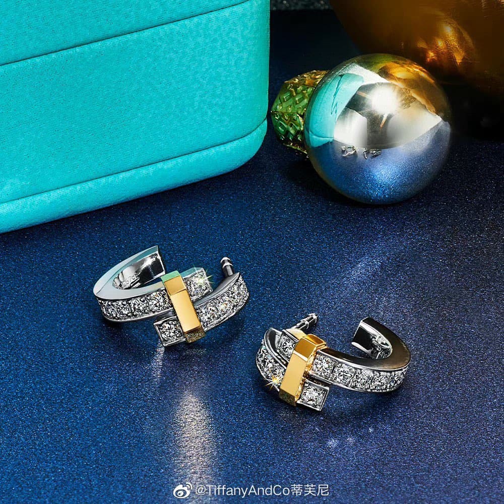 Tiff Edge Hoop Earrings
