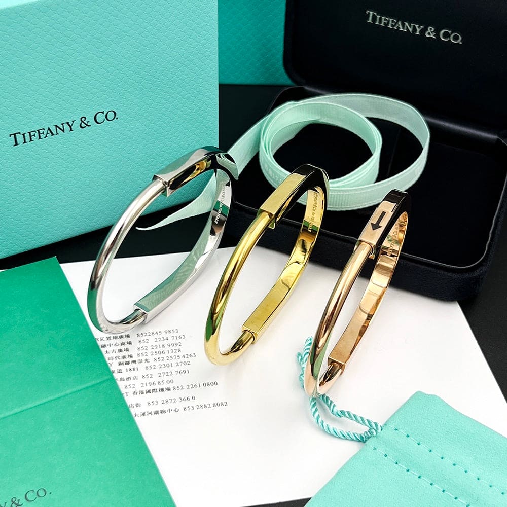 Tiff Lock Bangle Bracelet