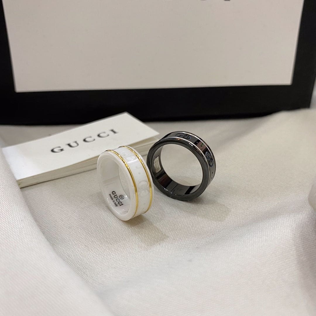 GG Icon White Zirconia Ring