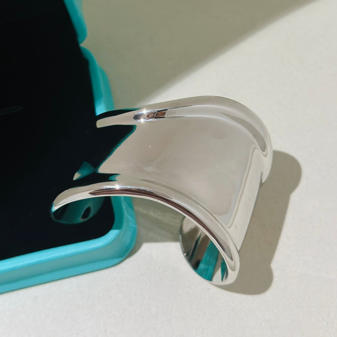 Tiffany Elsa Peretti Medium Bone Cuff Bracelet
