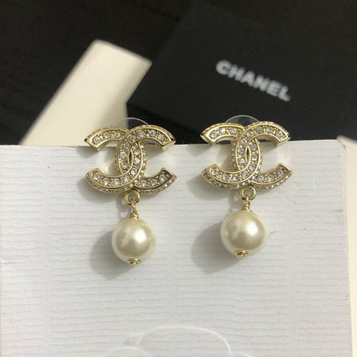 CC Classic Pearl Pendant Earrings