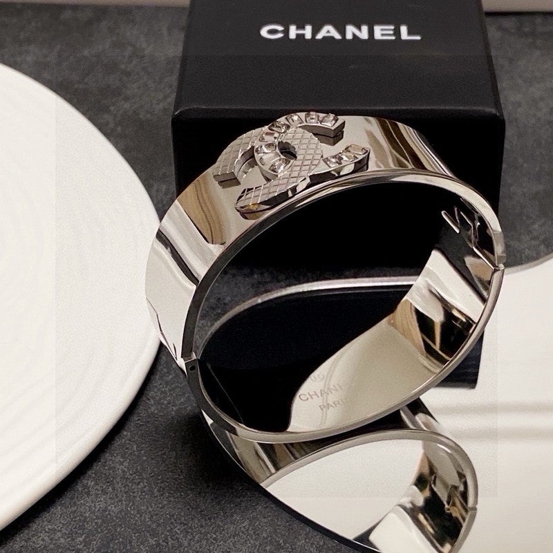 CC White Gold Cuff Bracelet
