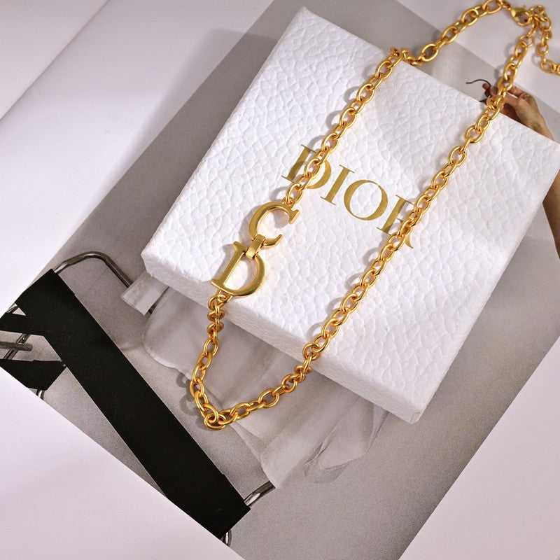 CD 30 Montaigne Gold Chain Necklace