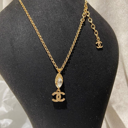 CC 26C Vintage Diamond Pendant Necklace