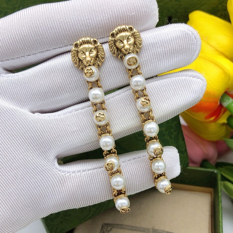 GG Lion Long Pearl Earrings