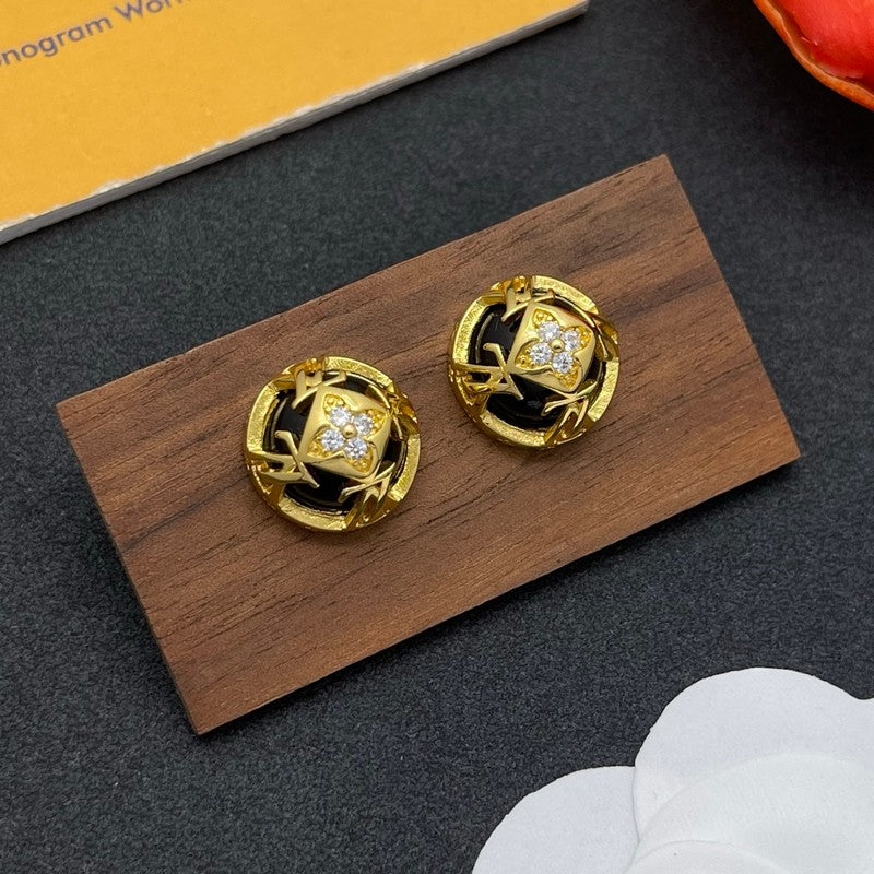 Louis Black & White Pearl Earrings