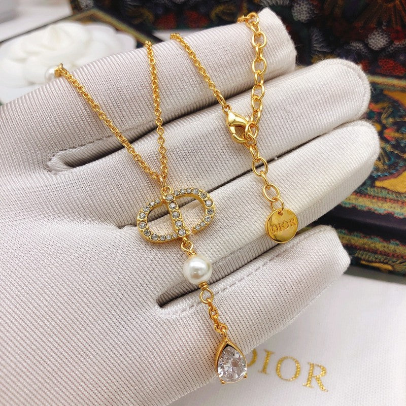 CD Pearls Gold Chain Necklace