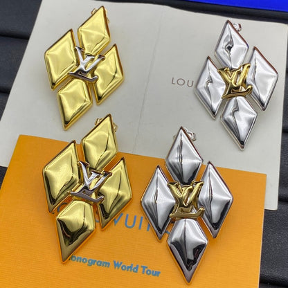 Louis Go-14 Gold Earrings
