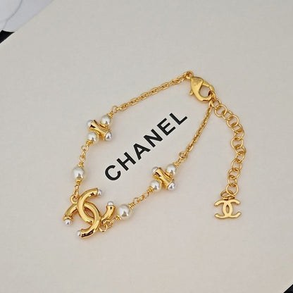 CC Pearl Gold Chain Bracelet