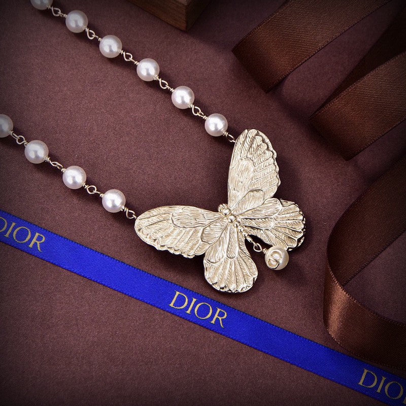 CD Butterfly Pearl Choker Necklace