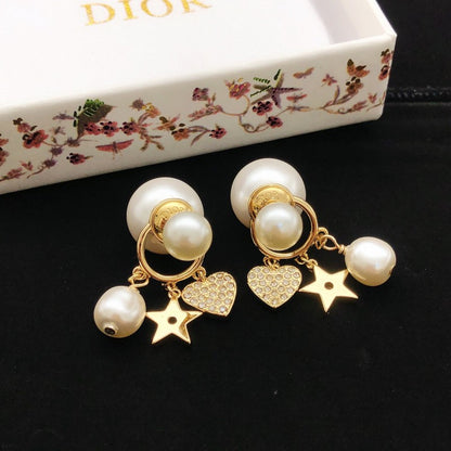 CD Tribales Heart Pearl Earrings