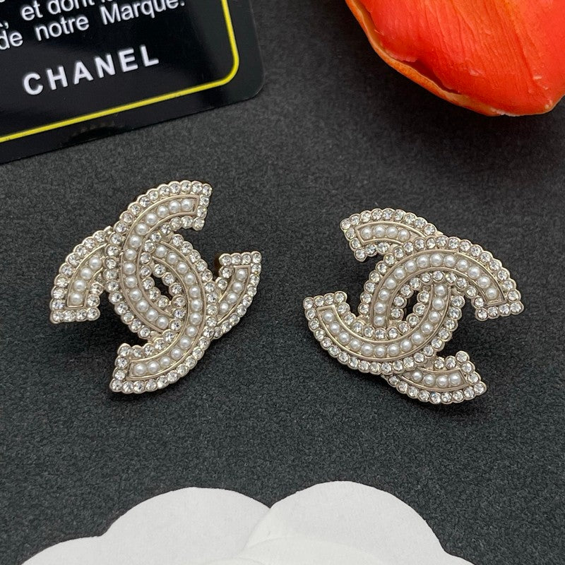 CC Pearl & Diamond Earrings