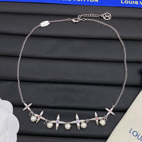 Louis Blossom White Gold Necklace