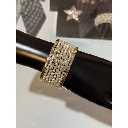 CC 25A Pearl Diamond Cuff Bracelet