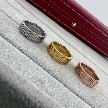18K Love Unlimited Ring
