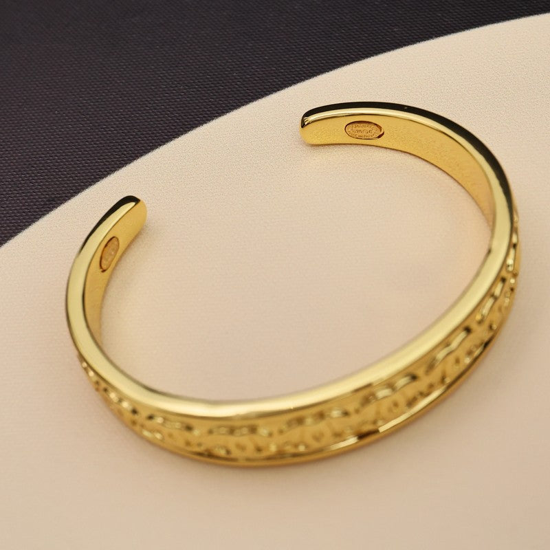CC 2025 Vintage Cuff Bracelet