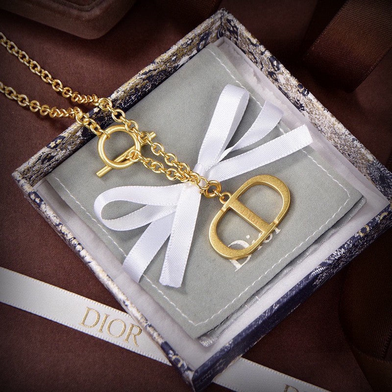 CD Black Gold Necklace