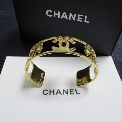 CC Clover Wide Bracelet