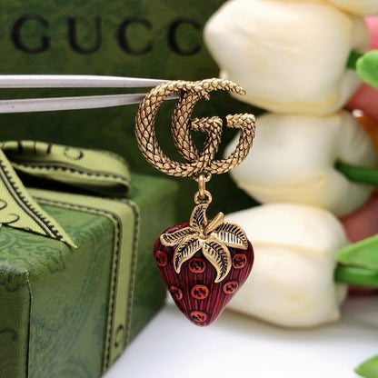 GG Strawberry Twist Earrings