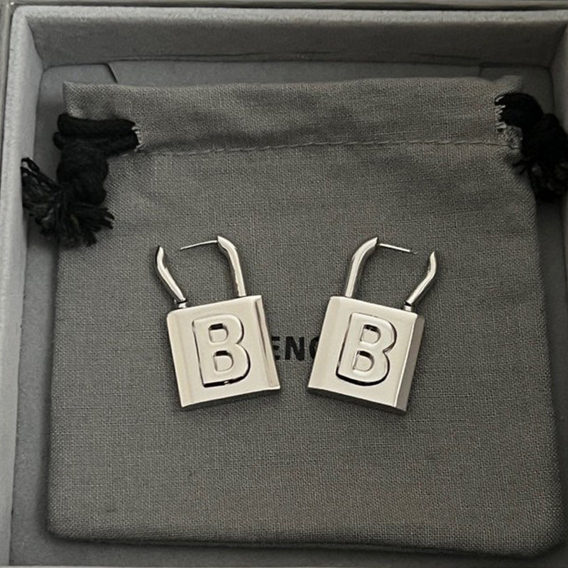 BB Lock White Gold Earrings