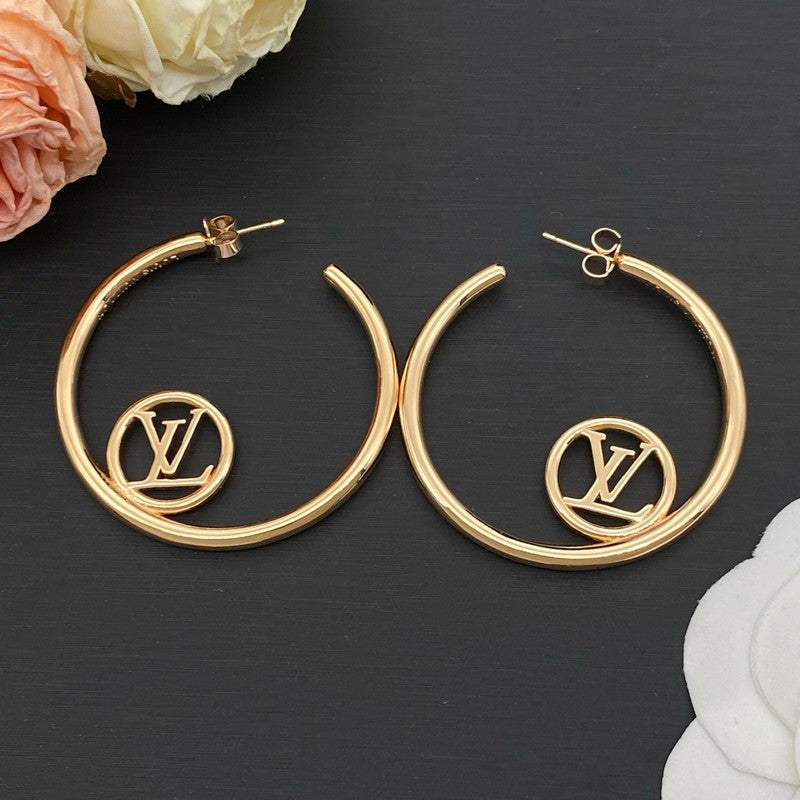 Louis Louise Hoop Round Earrings
