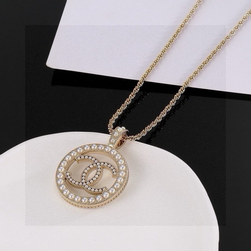 CC Pearl Round Gold Necklace