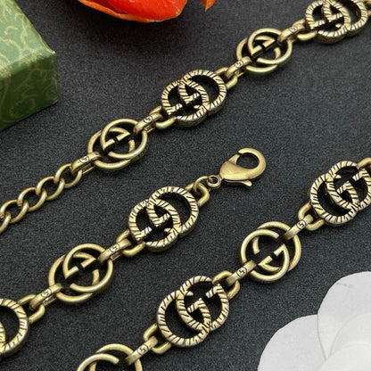 GG Interlocking G Twist Gold Necklace