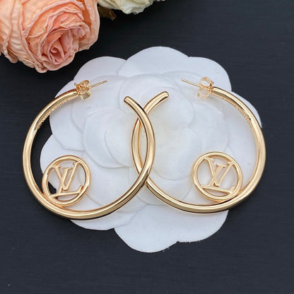 Louis Louise Hoop Round Earrings