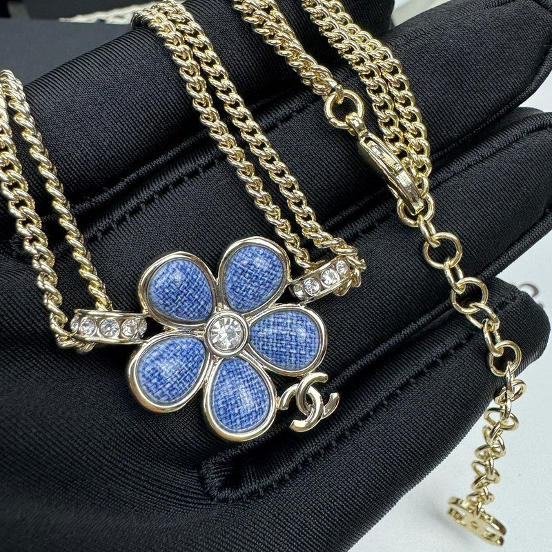 CC 26C Blue Flower Choker Necklace