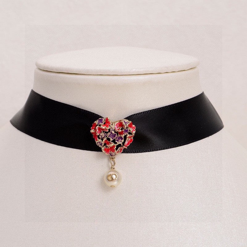 CD 30 Montaigne Red Crystals Choker Necklace