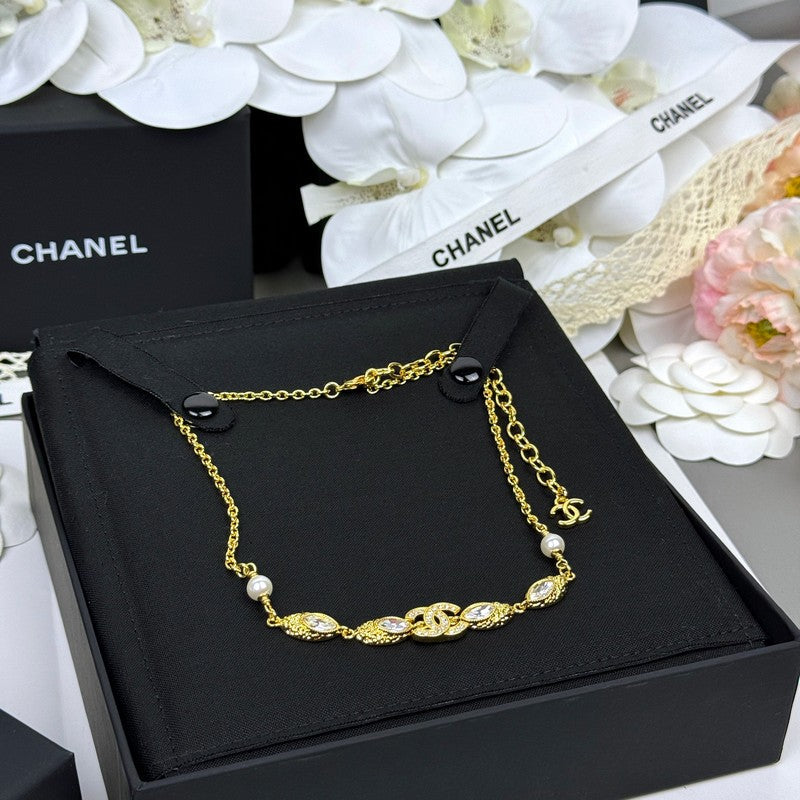 CC 26C Crystal Gold Necklace