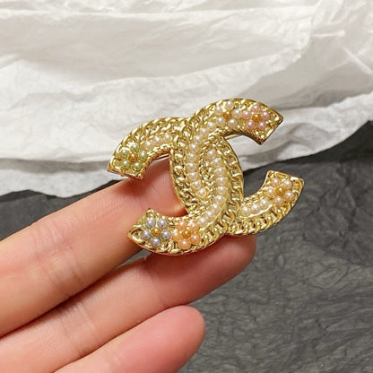 CC White & Pink Pearl Gold Brooch